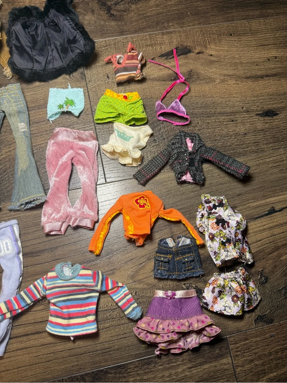 Vintage 2000's Y2K MGA Bratz Doll Clothing Shirts Pants Skirts Jackets Bundle 24